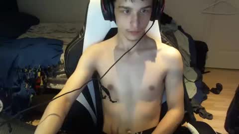 willfro_ online show from 10/15/25, 01:39