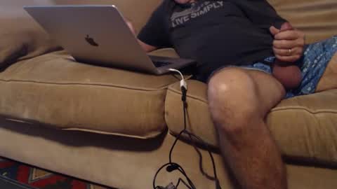 Snapshot of williamandmary chatting on 10/22/25, 02:06 williamandmary online show from 10/22/25, 02:06