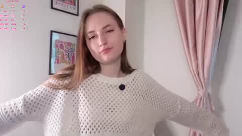 Sarah online show from 06/15/26, 01:19