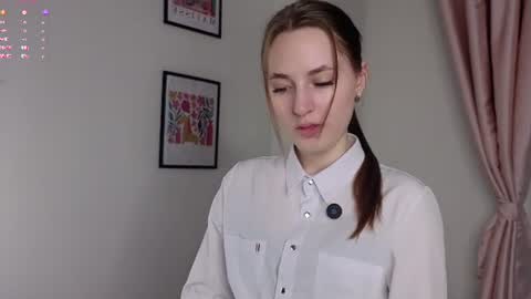 Sarah online show from 06/22/26, 01:18