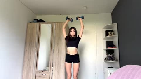 Mari online show from 07/06/26, 07:38