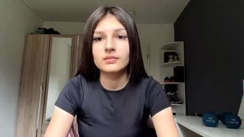 Mari online show from 07/07/26, 07:09