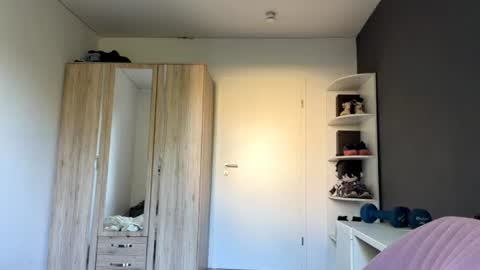 Mari online show from 07/14/26, 07:13