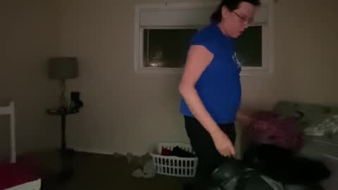 Snapshot of willlohne5 chatting on 03/05/25, 07:27 Ville Lohner online show from 03/05/25, 07:27