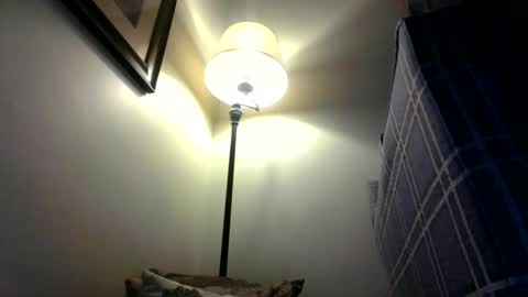 Snapshot of willnedoher chatting on 09/30/25, 01:05 Willhedoher online show from 09/30/25, 01:05