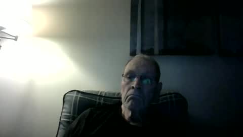 Snapshot of willnedoher chatting on 11/30/25, 01:59 Willhedoher online show from 11/30/25, 01:59