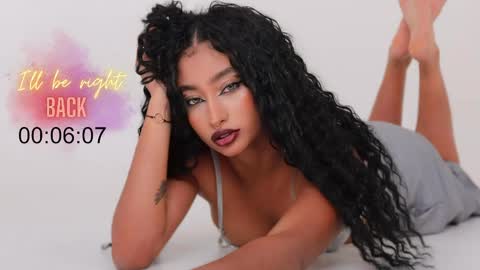 Snapshot of willow_hendrix chatting on 04/05/26, 11:24 Ms Willow online show from 04/05/26, 11:24