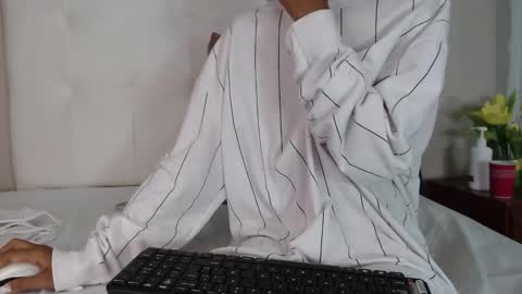 Snapshot of willow_smitt_ chatting on 01/10/26, 12:07 luna online show from 01/10/26, 12:07