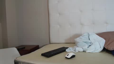 Snapshot of willow_smitt_ chatting on 01/12/26, 12:10 luna online show from 01/12/26, 12:10