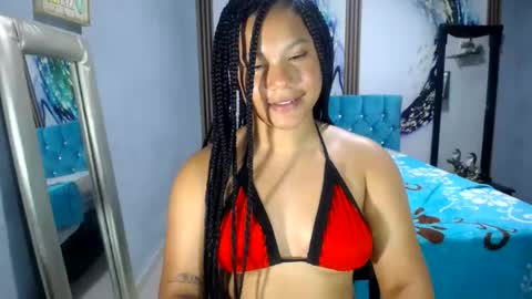 Snapshot of willowsweett chatting on 07/28/26, 04:39 WIllow online show from 07/28/26, 04:39