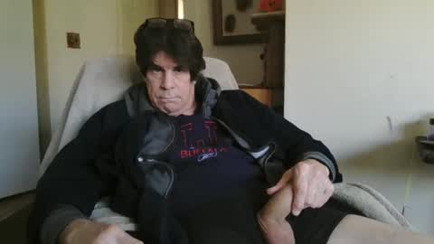 Snapshot of willtie26 chatting on 01/08/25, 07:03 willtie26 online show from 01/08/25, 07:03