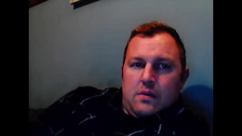 Snapshot of willywinkwer chatting on 05/18/26, 02:40 willywinkwer online show from 05/18/26, 02:40