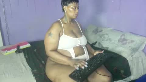 Snapshot of wilmaassylum chatting on 09/20/25, 05:30 wilmaassylum online show from 09/20/25, 05:30