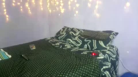 Snapshot of wilmaassylum chatting on 10/03/25, 05:15 wilmaassylum online show from 10/03/25, 05:15