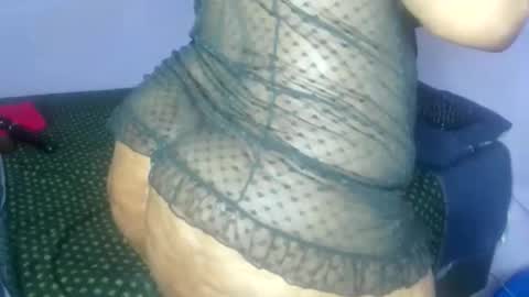 Snapshot of wilmaassylum chatting on 11/10/25, 04:22 wilmaassylum online show from 11/10/25, 04:22