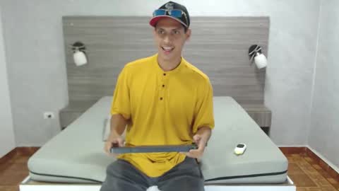 Wiltom online show from 11/30/25, 04:05