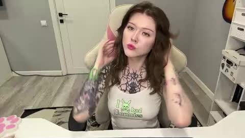 Luna online show from 07/21/26, 11:34