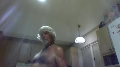 Gundja  Man online show from 08/01/26, 10:25