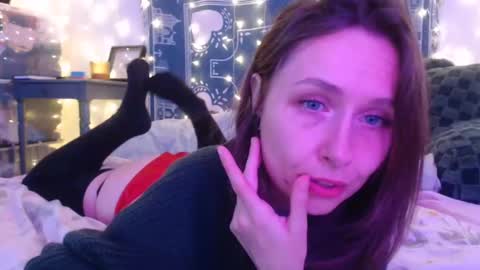 Eevie online show from 12/15/24, 08:19