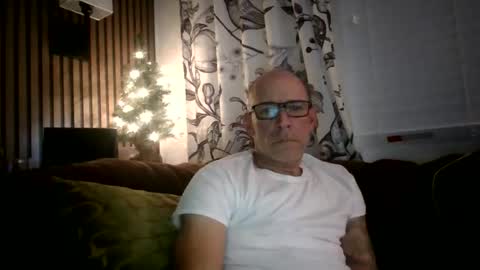 wingnutt765733 online show from 01/19/26, 05:33