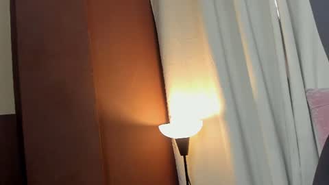 Snapshot of wini_fer chatting on 06/23/26, 12:25 Wini Fer online show from 06/23/26, 12:25