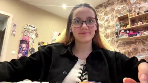 Snapshot of winifredfeuerstein chatting on 05/11/26, 04:48 Alya online show from 05/11/26, 04:48