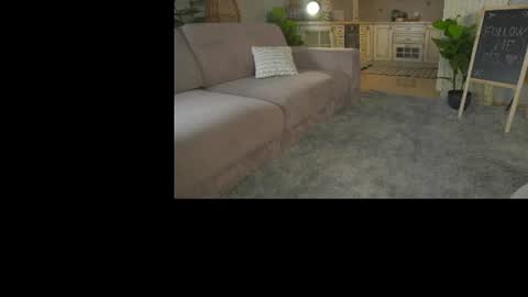 Snapshot of winnieriedesel chatting on 06/16/26, 03:09 Lillian online show from 06/16/26, 03:09