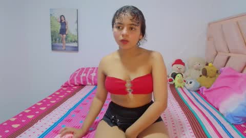 Snapshot of winnifer_gonzalez chatting on 02/26/26, 03:16 Winnifer Gonzalez online show from 02/26/26, 03:16