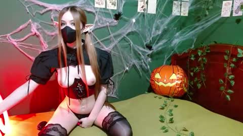 Winter online show from 10/18/25, 03:53