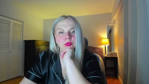 Winter Miracle online show from 06/18/26, 05:41