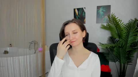 Amber online show from 02/14/25, 10:07