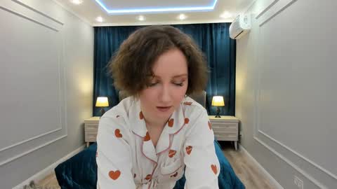 Amber online show from 02/19/25, 08:10