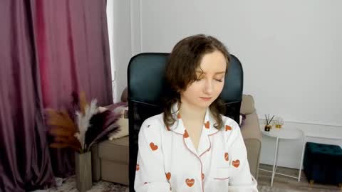 Amber online show from 02/23/25, 10:28