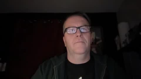 Snapshot of wintyr chatting on 10/29/25, 01:41 wintyr online show from 10/29/25, 01:41