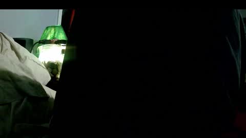 wisheyeknew2 online show from 10/31/25, 07:31