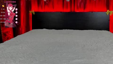 Kira online show from 12/26/24, 10:26