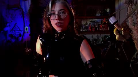 Goddess of two strapons  - Mr. long Don Mr. Pinky online show from 02/04/25, 07:22
