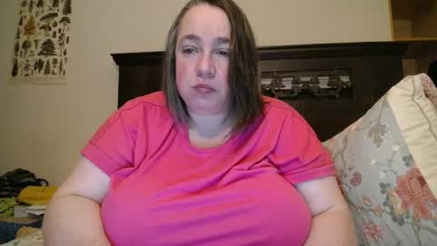 Snapshot of witchannie chatting on 11/01/25, 02:46 Annie online show from 11/01/25, 02:46