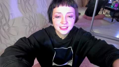Snapshot of witches_curves chatting on 01/04/25, 06:40 Nemo online show from 01/04/25, 06:40