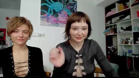 Snapshot of witches_curves chatting on 02/10/26, 08:07 Nemo online show from 02/10/26, 08:07