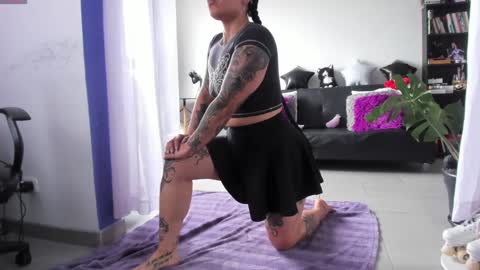     Luna Violeta  A r t i s t  online show from 12/18/24, 03:55