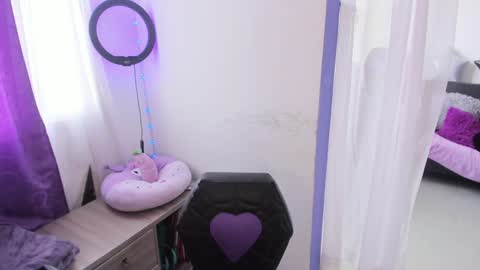     Luna Violeta  A r t i s t  online show from 01/04/25, 08:59