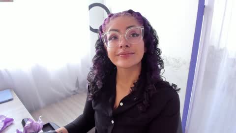     Luna Violeta  A r t i s t  online show from 02/02/25, 08:41