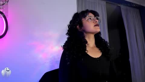     Luna Violeta  A r t i s t  online show from 03/10/25, 11:38
