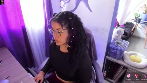 Snapshot of witchofhearts chatting on 11/10/25, 07:46 Luna Violeta A r t i s t online show from 11/10/25, 07:46