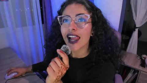 Snapshot of witchofhearts chatting on 12/03/25, 12:29 Luna Violeta A r t i s t online show from 12/03/25, 12:29