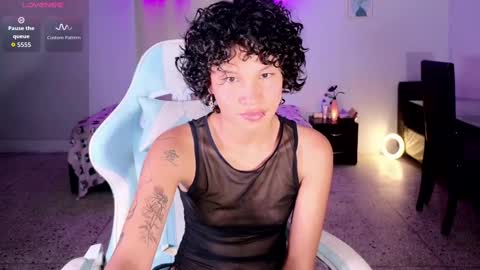 Snapshot of with_me1 chatting on 10/05/25, 11:13 with_me1 online show from 10/05/25, 11:13