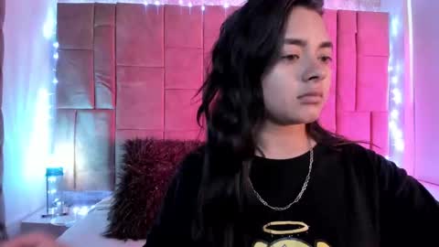 Andrea  online show from 02/08/25, 04:03