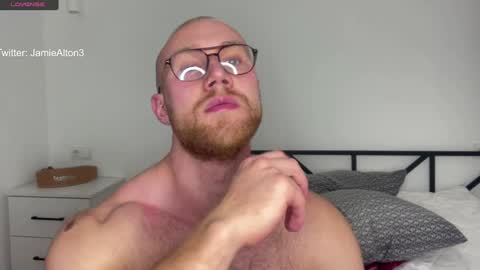 Snapshot of wlademarbergs chatting on 01/04/25, 12:27 Wlademar online show from 01/04/25, 12:27