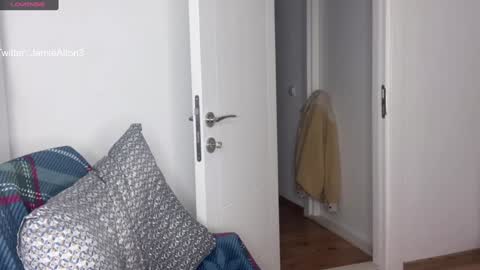 Snapshot of wlademarbergs chatting on 01/05/25, 12:20 Wlademar online show from 01/05/25, 12:20